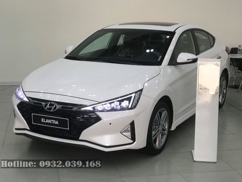 Giá xe Hyundai Elantra 2023 mới nhất kèm lăn bánh và ưu đãi 42023